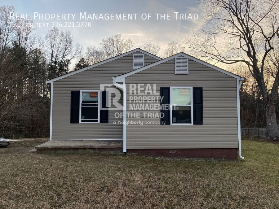 Foto principal - 294 Plemmons Rd