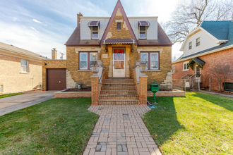 Building Photo - 6410 Sinclair Ave