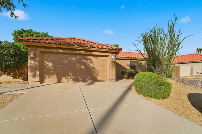 Foto del edificio - Beautiful 3 Bed/ 2.5 Bath Scottsdale Home I Near Kierland - Prime Location