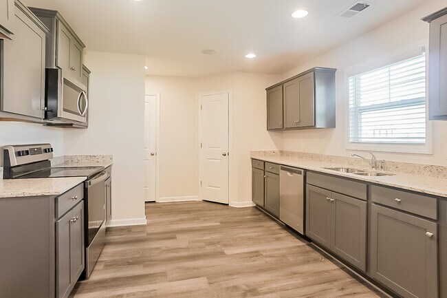 Foto del edificio - 4104 Thimbleberry Dr