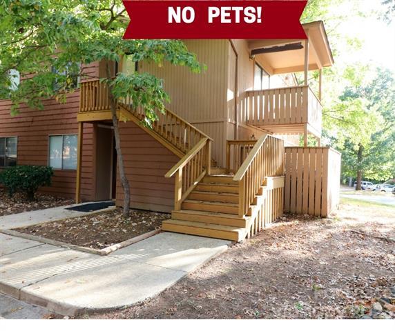 Foto principal - 1419 Riverwood Ct