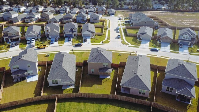 Foto del edificio - 15173 Canyon Rapids Rd