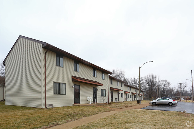 Foto del edificio - Township Village Apartments