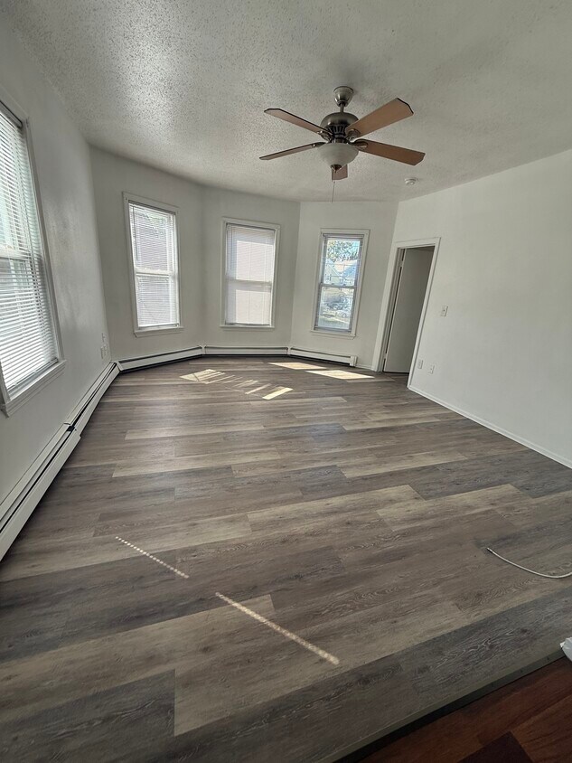 Living room - 149 2nd Ave