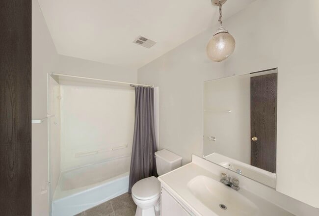 Building Photo - 1531 N Winslowe Dr