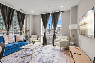 Building Photo - 916 N Delaware Ave