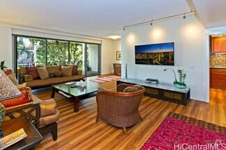 Building Photo - 4999 Kahala Ave