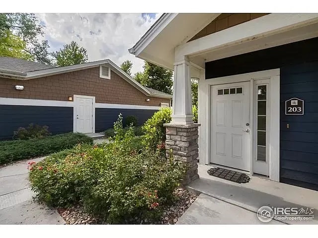 Building Photo - 2109 Owens Ave