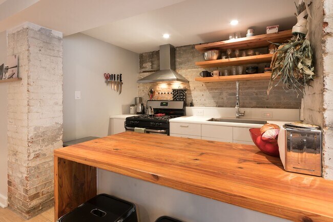 Foto del edificio - 929 R St NW