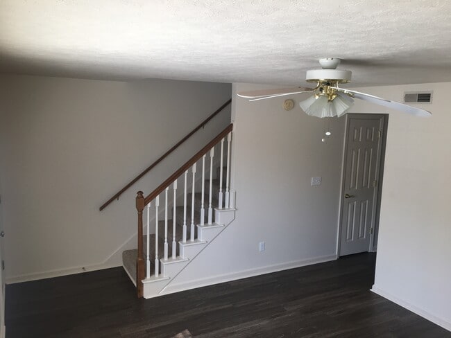 Building Photo - 58 Haven Ct