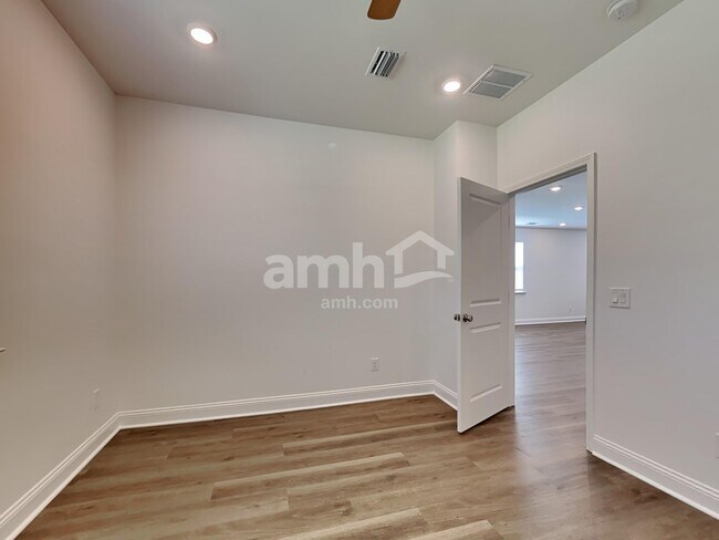 Building Photo - 173 Anthurium Dr