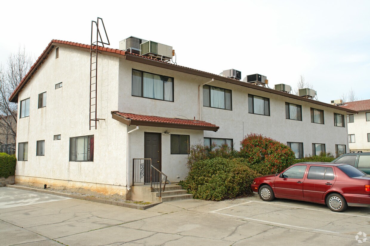 1233 Bundy Ct, Redding, CA 96003 Apartments in Redding, CA