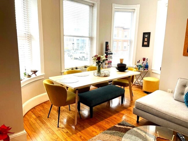 Foto del edificio - 1725 5th St NW