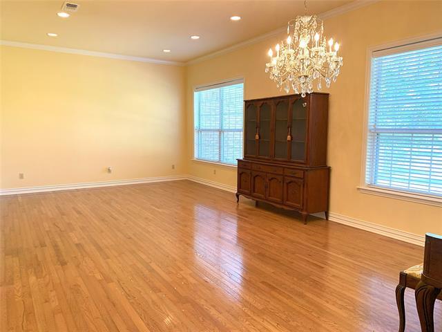 Foto del edificio - 1071 N Maple St