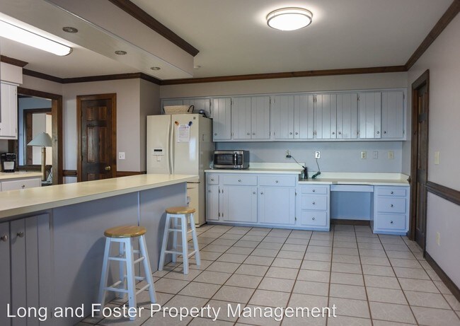 Building Photo - 4 br, 3 bath House - 174 Baxter Estates Road
