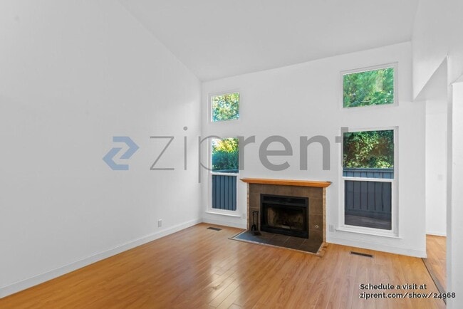 Building Photo - 7472 Tulare Hill Ln