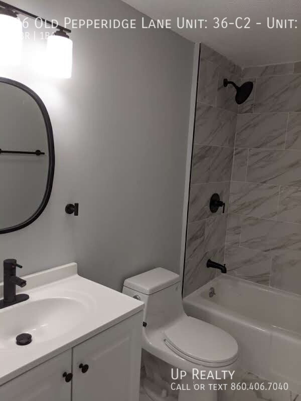 Foto del edificio - 36 Old Pepperidge Ln