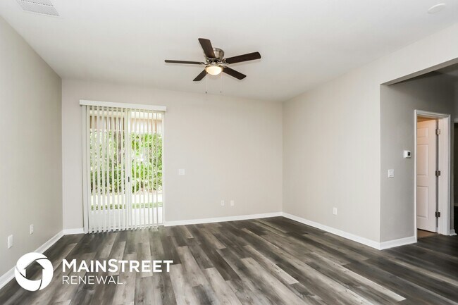 Foto del edificio - 7836 Evinrude Ave