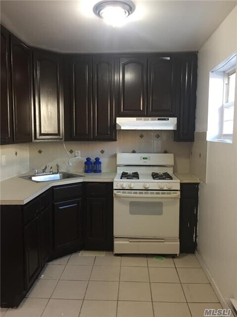 Foto del edificio - 97-10 95th Ave