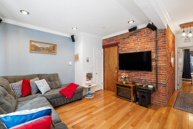 Foto del edificio - 38A Charter St