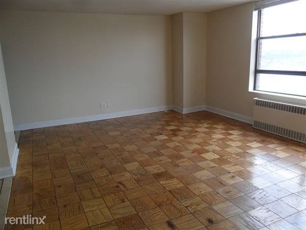 Fotografía del edificio - 3333 Broadway