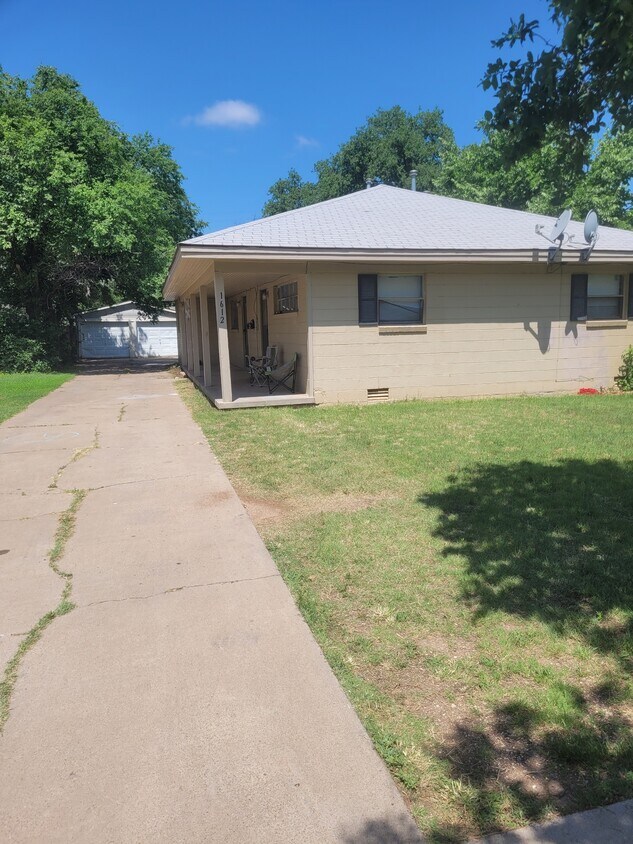 Foto principal - 1612 S Hughes St
