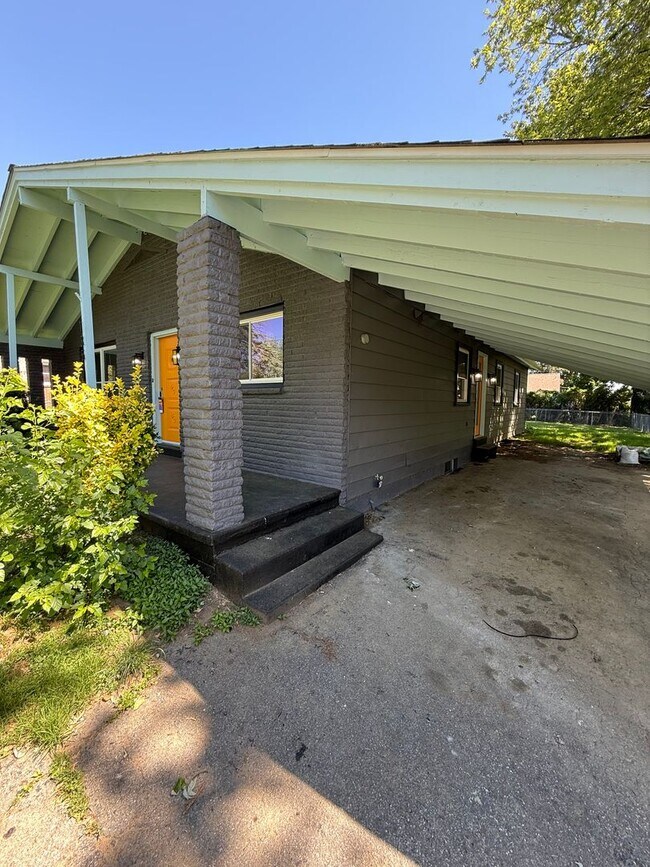 Foto del edificio - 135 Grandview Ave