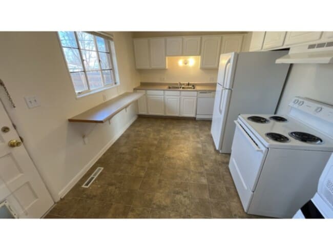 Foto del edificio - Fantastic updated ranch style home located in Lower Skyway