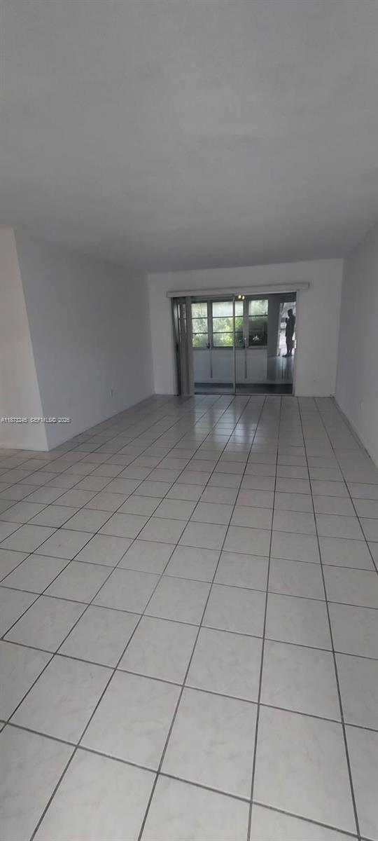 Foto del edificio - 3033 NW 43rd Ave