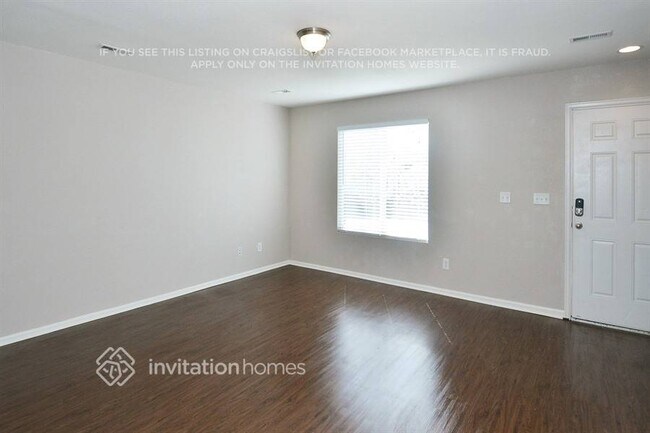 Foto del edificio - 1284 Bluebird St