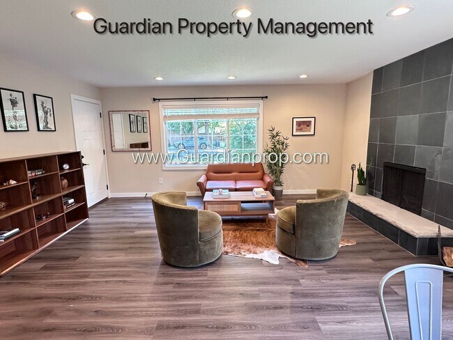 Foto del edificio - 3916-3918 Sheridan Ave S