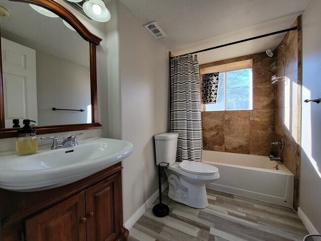 Building Photo - 7252 Wimbledon Ridge Ln