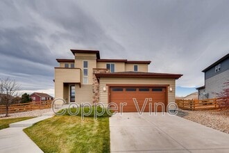 Building Photo - 10057 Quintero St