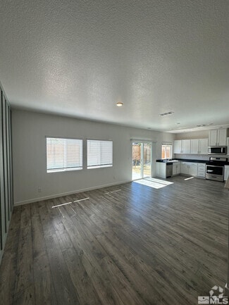 Building Photo - 420 Summer Triangle