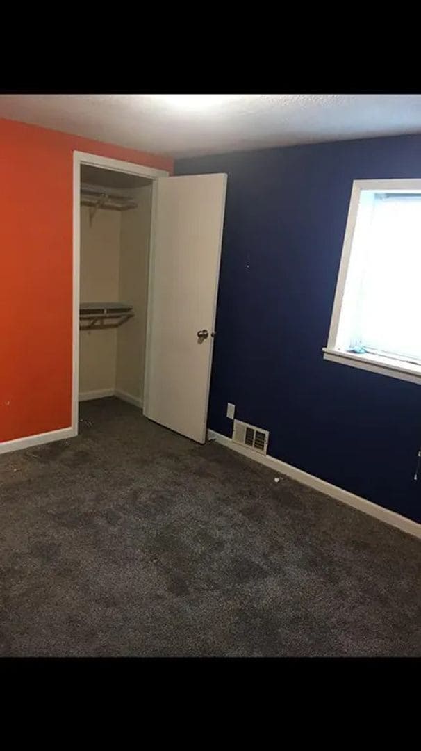 Building Photo - 503 4th St