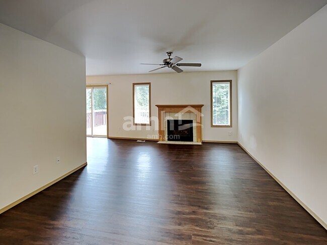 Foto del edificio - 24714 106th Avenue Ct E