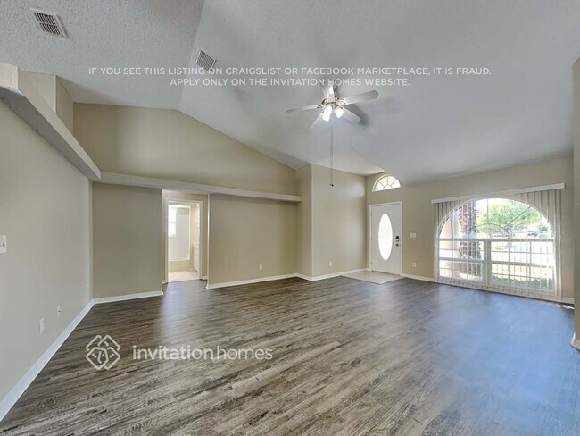 Foto del edificio - 6380 25 Way S