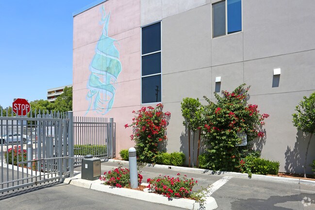 Foto del edificio - Fulton Village