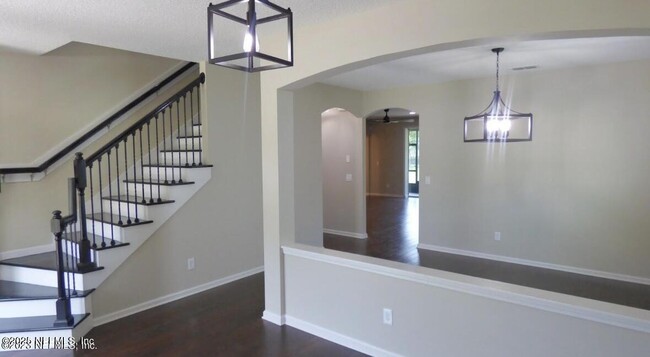 Building Photo - 83117 Purple Martin Dr