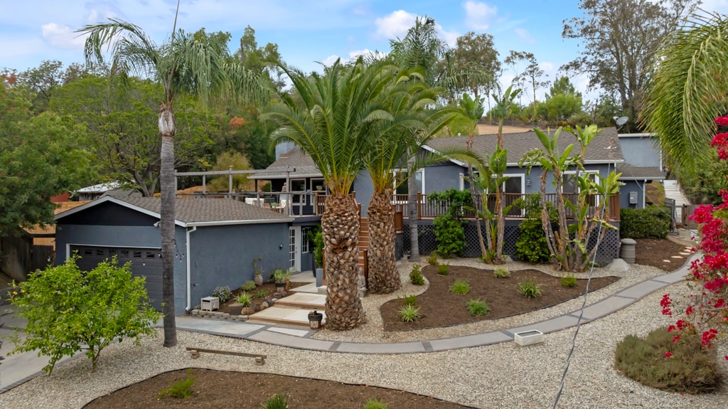 Foto principal - 19419 Oxnard St