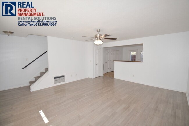 Foto del edificio - Gorgeous 2BR/2.5BA townhome for lease in L...