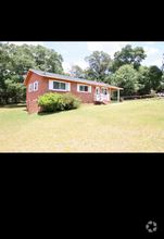 Building Photo - 1106 Jewell Dr