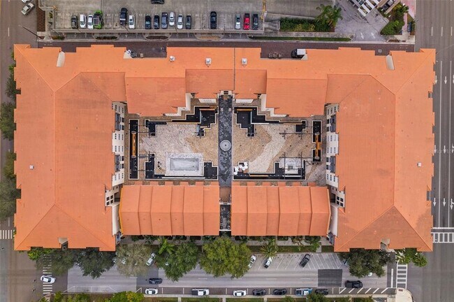 Foto del edificio - 200 4th Ave S