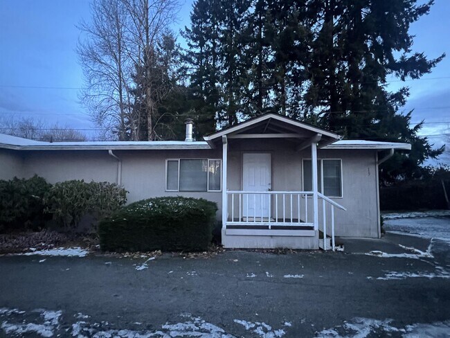 Foto del edificio - 100 S Davies Rd