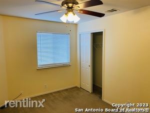 Building Photo - 3 br, 2 bath House - 8634 Sonora Pass