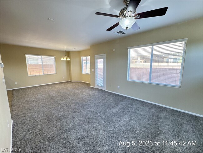 Building Photo - 711 Taliput Palm Pl