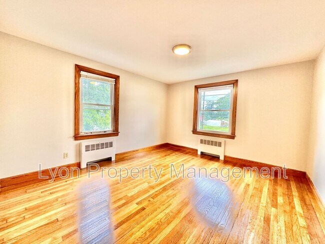 Foto del edificio - 1754 Diamond Hill Rd