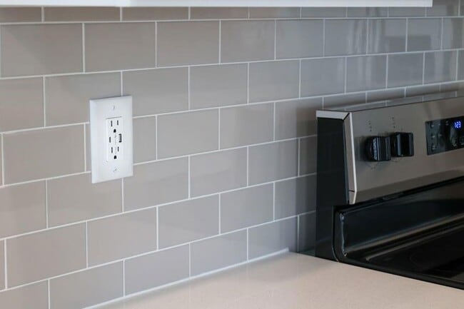 Foto del edificio - 1575 Cedars Rd