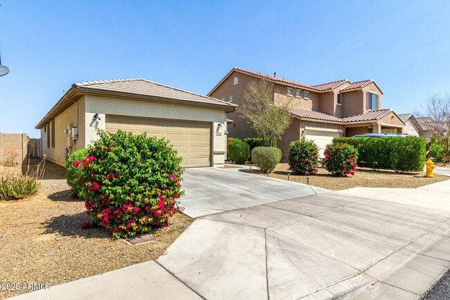 Foto del edificio - 6212 W Orchid Ln