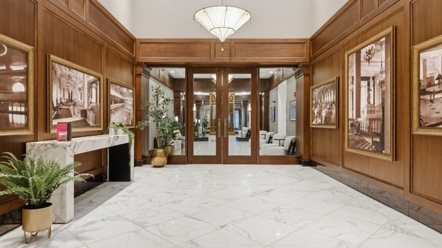Building Photo - 850 N Lake Shore Dr